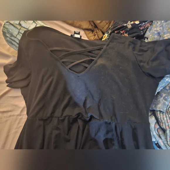 Hot topic black plus size dress - Picture 2 of 3